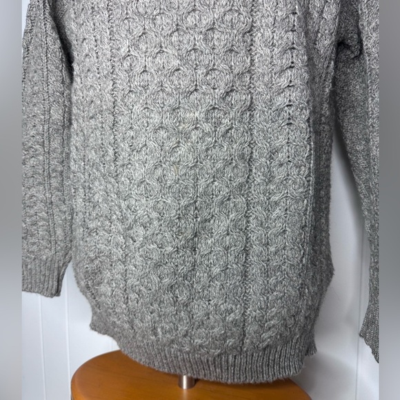 Carraig DonnIreland Pure Wool Fisherman Cable Knit Sweater - Picture 13 of 13
